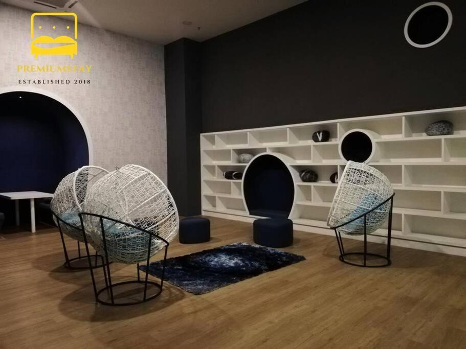 H2O Retreat Studio Home 5Min To Lrt By Premium Stay 페탈링자야 외부 사진